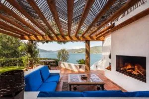 Villa Exclusiva Frente al Lago en la Peña - Irimbo