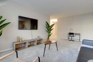 Spacious Apartment Perfect to Leisure and Business