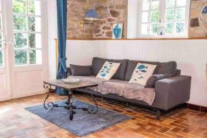 Maisons de vacances Gite Cornouaille piscine ou jacuzzi : photos des chambres