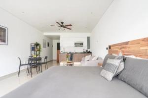 S2306- 1BR 1 BTH Deluxe