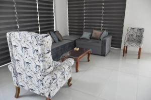 The Oriole - Your base to explore Sri Lanka