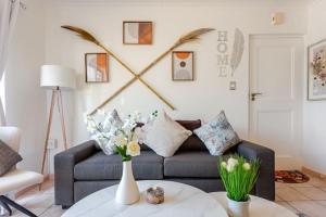 Caline-V Luxury beach Front Flat