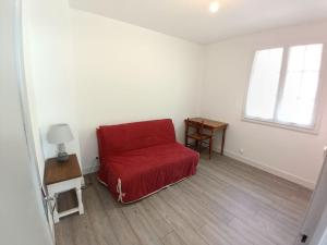 Maisons de vacances Maison calme et arbore a Cordes sur Ciel : photos des chambres