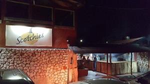 Oceanview 1-Bed Apt w Pool Bar & Beach Access