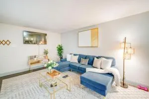 Dallas Apartment with Pool Access, 10 Mi to Downtown - Audelia