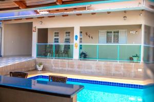 Casa c4 quartos e Piscina - Excelente localização