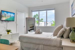 Beautiful Entire Duplex to Family Vacation!