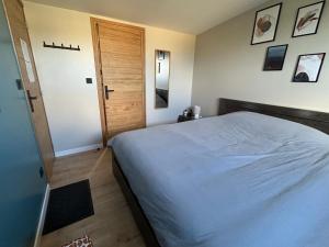 Maisons de vacances Gites Rozanna avec acces detente SPA JACUZZI : photos des chambres