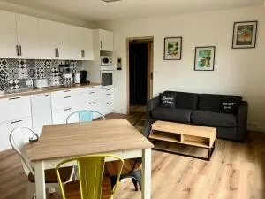 Appartement - St Brevin Les Pins - Hyper Centre - Fibré - Parking - Jusqu'à 6 personnes - 圣布里文莱丝皮恩