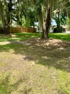 413 Sunnyside Dr - Mays Bluff