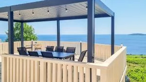 Luxury Villa Navis - Postup