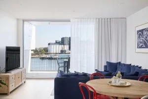 Portside on Honeysuckle - Wickham