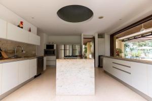 Beautiful 4BR Villa at Mesa de Yeguas