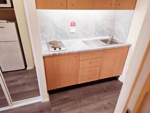 The Entrance Waterfront Studio, Balcony, Pool, Water Views, Unit 208