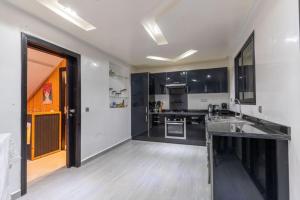 Duplex with private pool