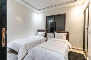 Duplex with private pool