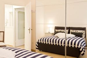 Lovely and Quiet Apartment for Two 10 min Walk from St Mark s Square- VHA Collection