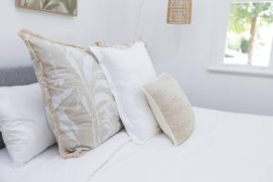 Elsie - City Living in a Big Home - Just book it