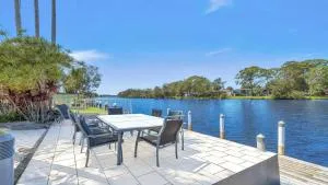 Riverside Oasis - Berkeley Vale