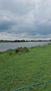 Cola House Nhà Nghỉ Dưỡng Nguyên Căn