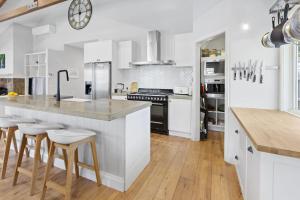 Moonah Garden Retreat – 950m to Bridgewater Bay