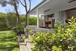 Moonah Garden Retreat – 950m to Bridgewater Bay