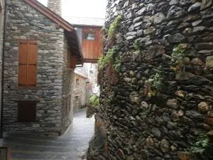 Apartamentos Ca de Marti - Erillavall