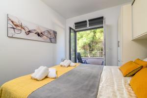 Family-friendly apartments with swimming pool Pula - 23595