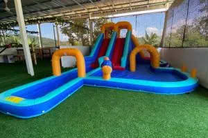 Nature Stay at Shah Alam with 4 bedroom 4 bathroom - Kampong Meru