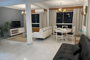 Apartamento Pedacinho do Céu: Ar, Internet, VISTA!
