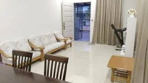 Homestay Acapella 3 bilik sahaja - Kampong Manggol