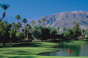 High-End Mid-Century Condo on the golf course