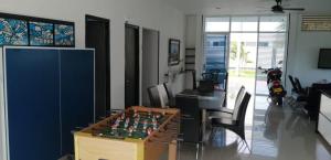 Espectacular Casa Campestre entre Giradot-Espinal