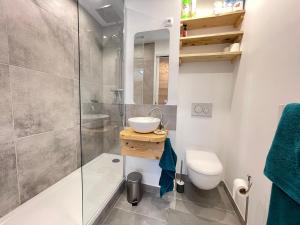 Appartement moderne proche pistes, 6 pers, balcon sud, animaux admis, parking, wifi - FR-1-505-214