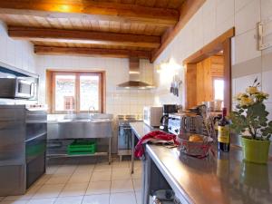 Chalet 9 Pièces avec Sauna et Jacuzzi - Animaux Bienvenus - FR-1-811-20