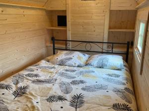 Maisons de vacances Kota finlandais avec bain nordique privatif et ferme pedagogique - FR-1-410-457 : Maison de Vacances