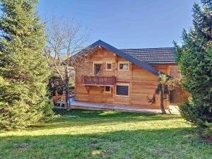 Chalet haut de gamme 12 pers à 50m des pistes avec parking - FR-1-416-224