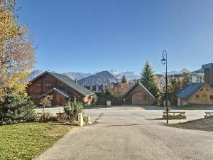 Chalet haut de gamme 12 pers à 50m des pistes avec parking - FR-1-416-224