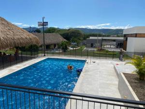 Hermoso APARTAMENTO EN RICAURTE-BAHIA SOLERO