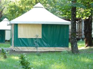 Campings Camping Les Gorges de l'Herault : photos des chambres
