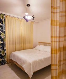 The best trip of my life at Suwon Haenggung, 4 people, Changnyongmun, relaxation, love stay, essence of Airbnb, beam TV, healing and love stay