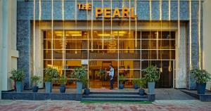 Hotel The Pearl, City Center - Travelers Choice Award Winner for 2025