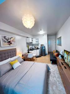 IT Park Gem - Cozy Studio with Netflix and Pool Access