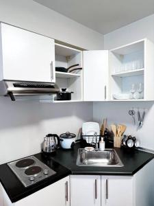 IT Park Gem - Cozy Studio with Netflix and Pool Access