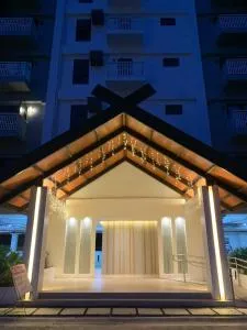Modern Condo with Ocean Views and Pool in Panglao - 道伊斯