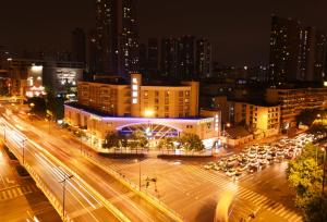 Leeden Hotel Chengdu (Chunxi Branch)