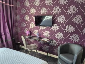 Hotels Logis La Thomasse : Chambre Double Standard