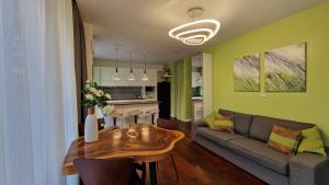 Просторная квартира с одной спальней