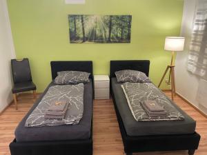 Exklusives Zimmer mit geteiltem Bad und Küche OM