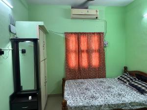 Golden Service Apartment